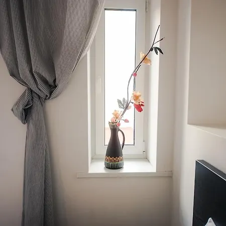 V 18 * Вильнюс